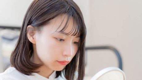 悩む